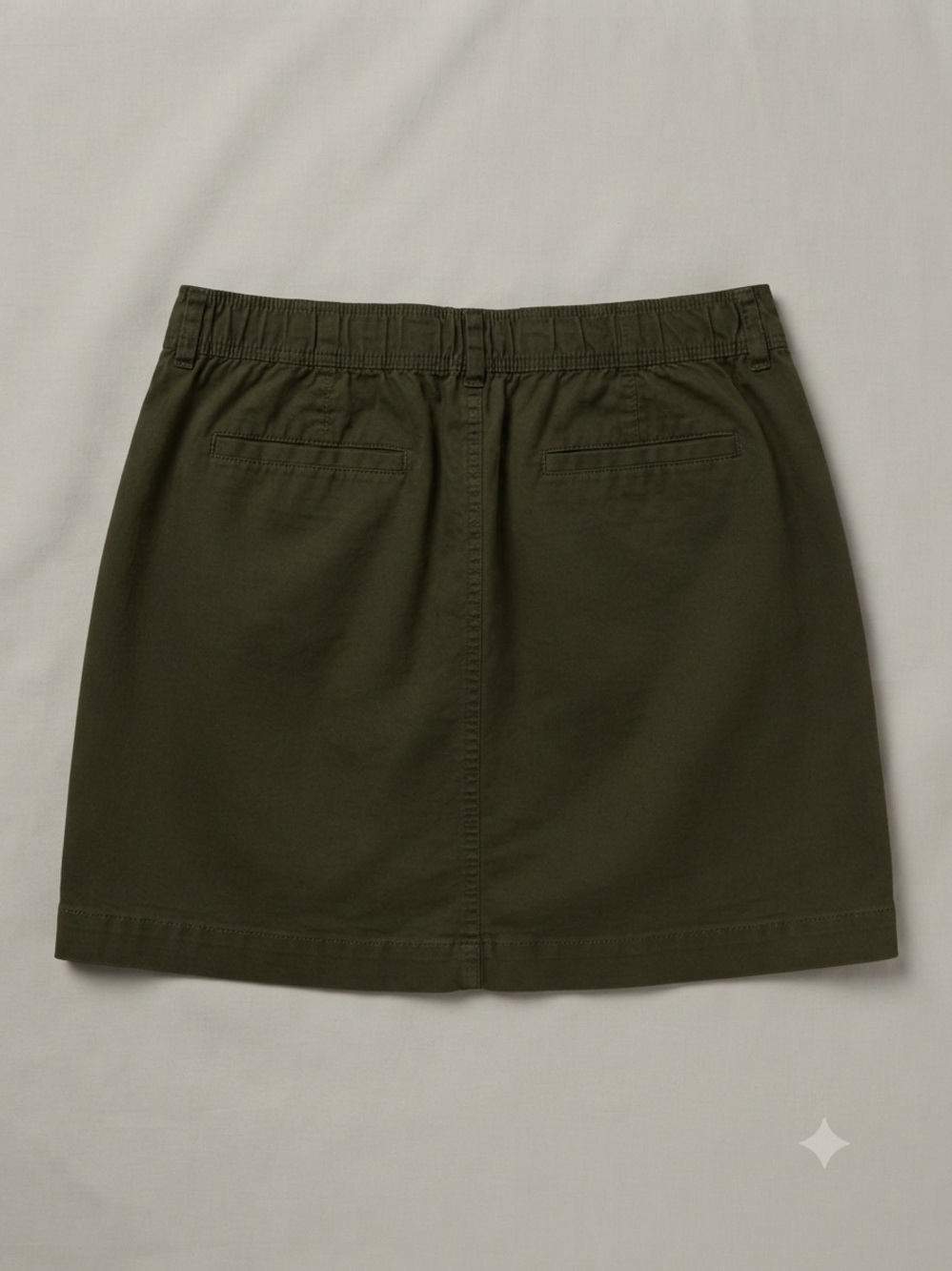 Women's reversible olive green to botanical pattern